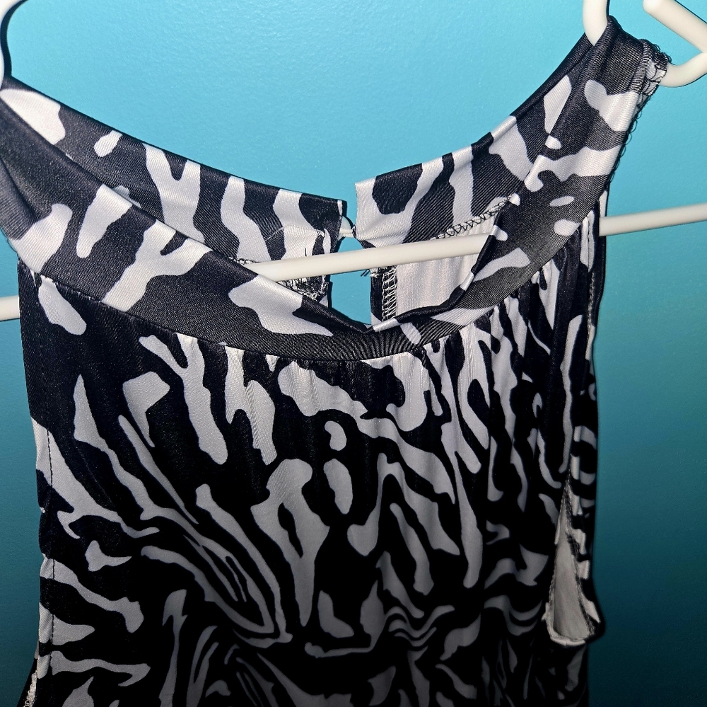 Jumpsuit - Picture 3 of 3